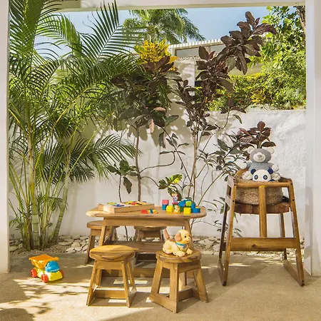 El Encuentro Surf Lodge-3